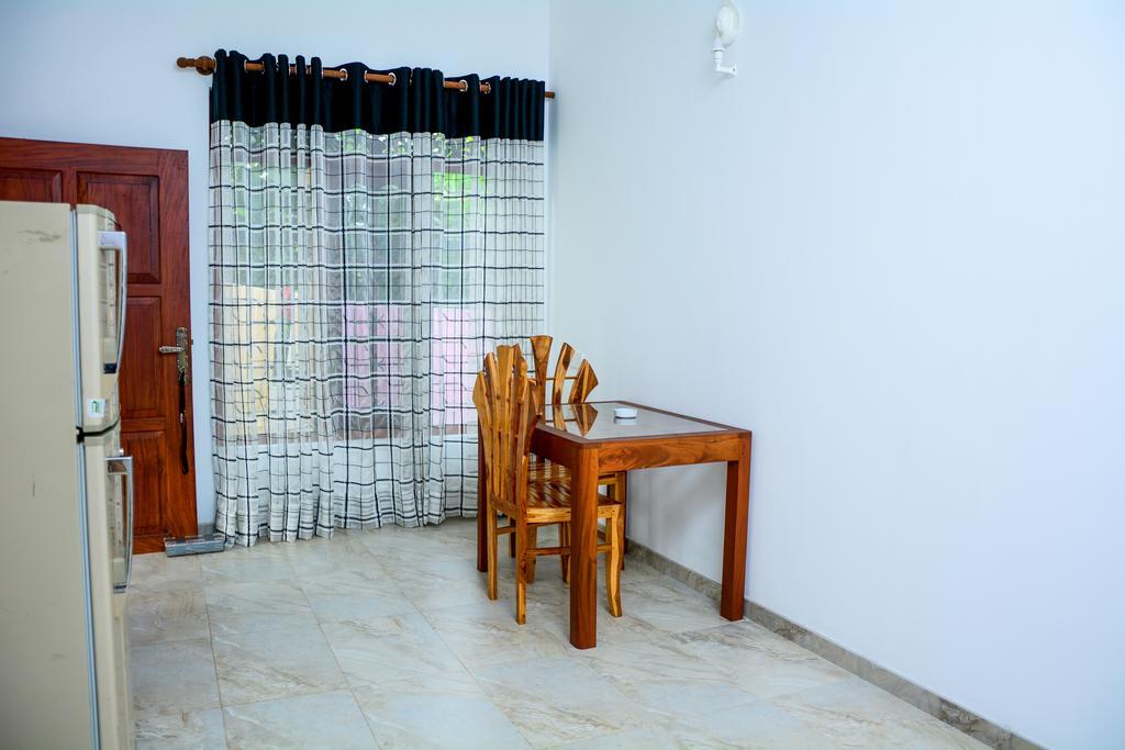 Villa Shanaya Hikkaduwa Exterior photo